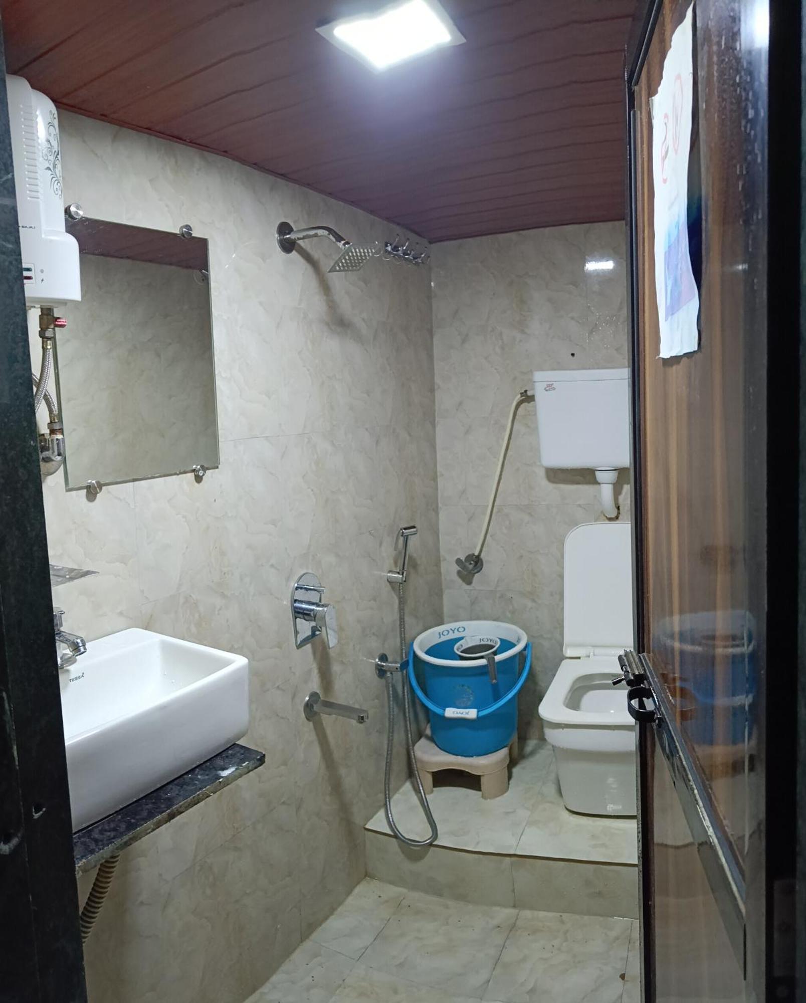 Asra Dormitory For Male And Female Mumbai Eksteriør bilde